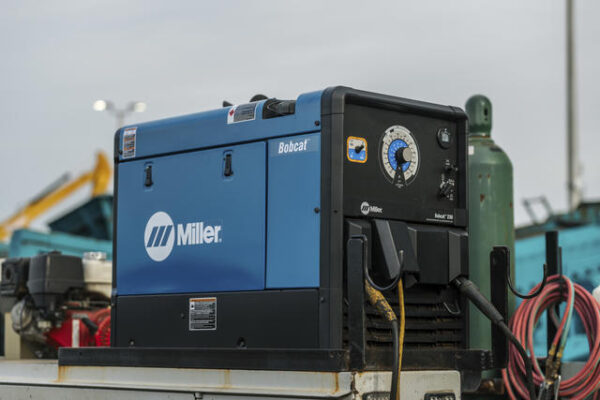 Miller Bobcat 230 Welder/Generator – Vanguard Engine - Image 7